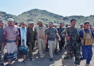 في أول أيام العيد.. الرئيس الزبيدي يتفقد الخطوط الأمامية لجبهات الضالع (صور)