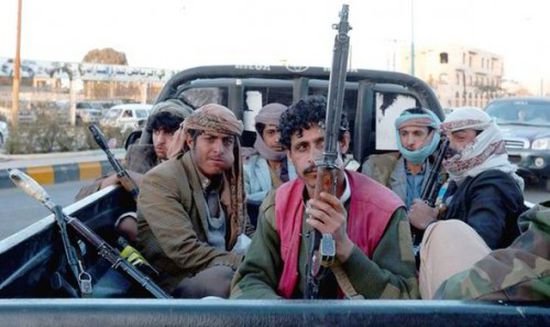 مليشيا الحوثي تقتحم مسجداً وتعتقل بعض المواطنين لتأديتهم صلاة العيد بصنعاء 