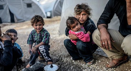 15 ألف طفل سوري يواجهون الموت في العراء بلبنان