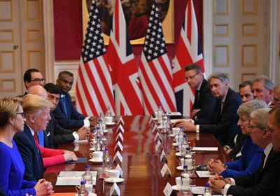 ترامب وماي يتفقان على التصدي بقوة لأعمال إيران الإرهابية