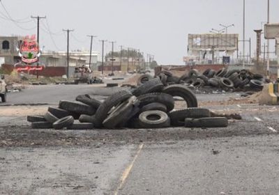 مليشيات الحوثي تقصف مواقع العمالقة والقوات المشتركة في الدريهمي