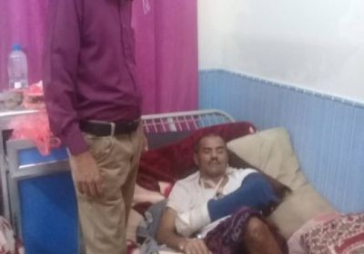 رئيس دائرة الشهداء بالانتقالي يتفقد أحوال الجرحى بمستشفيي صابر والنقيب