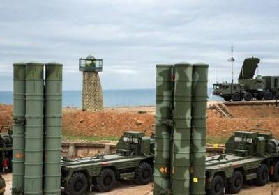 اليونان: قلقون إزاء شراء تركيا أنظمة دفاع جوي صاروخية روسية