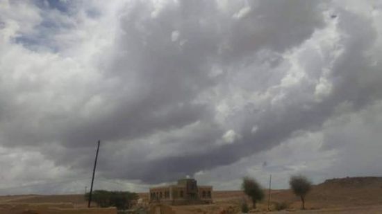 سُحب مُحملة بالأمطار في سقطرى وبحر العرب باتجاه حضرموت