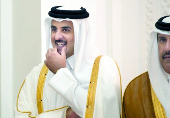 صحفي يُفجر مفاجآة بشأن خلع تميم من حكم قطر