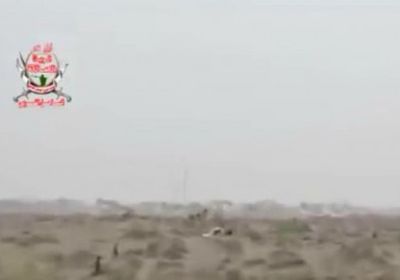 مليشيا الحوثي تستهدف مواقع ألوية العمالقة في الفازة