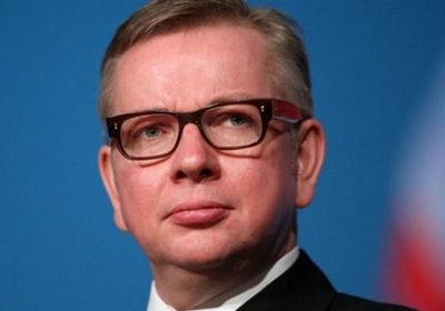 المرشح البارز لخلافة " تيريزا ماي " يعترف بتعاطيه للكوكايين