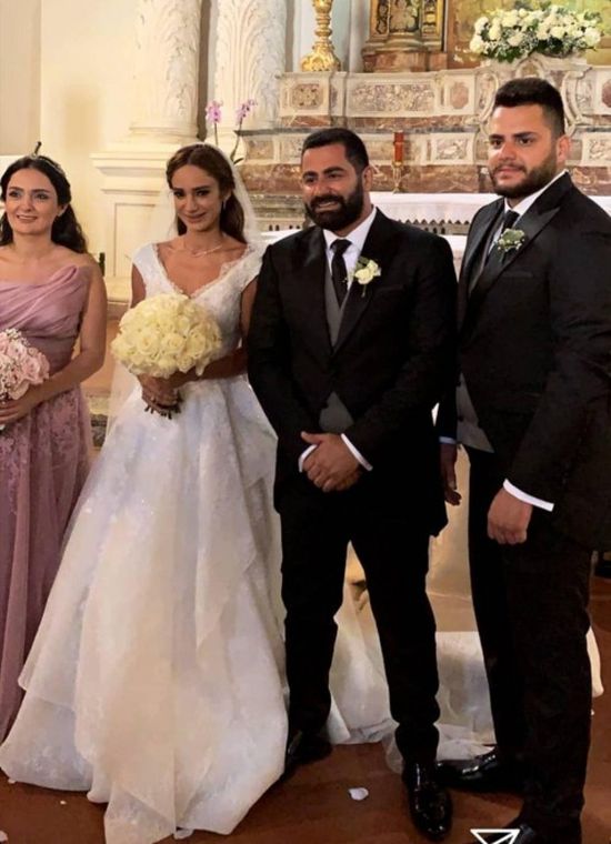 اللبنانية لورا خباز تتزوج في حفل عائلي بإيطاليا (صور)