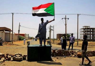 إعلامي يكشف علاقة أطراف بالمعارضة السودانية بتركيا وقطر