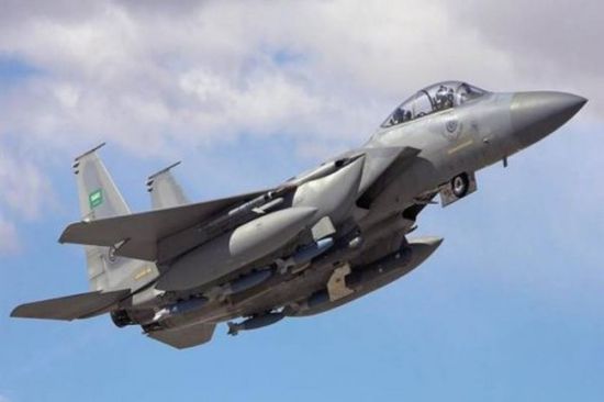 شاهد.. التحالف يقصف قذيفة هاون حوثية في صعدة