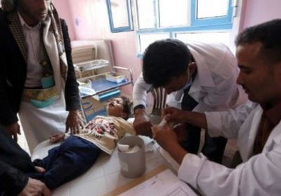 الإمارات تسلم الصحة اليمنية شحنة أدوية لمكافحة الملاريا