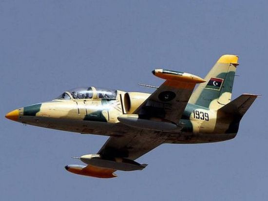 مقاتلات الجيش الوطني الليبي تستهدف مواقع لمليشيا الوفاق بطرابلس