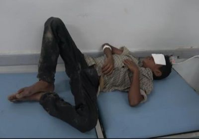 قصف حوثي للأحياء السكنية بحيس.. وإصابة أحد الأطفال