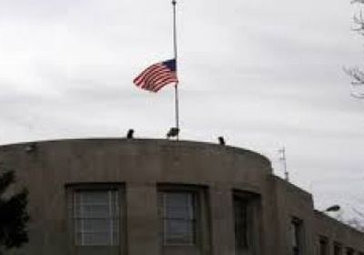 السفارة الأميركية بالسعودية: الهجوم الحوثي على مطار أبها استهدف المدنيين الأبرياء