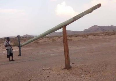 سقوط عمود كهربائي بشبوة وانقطاع تام للتيار الكهربائي في عدة مديريات