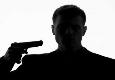 جريمة بشعة في أبين.. مواطن يقتل نفسه وزوجته وأولاده بسبب ظروفه المعيشية