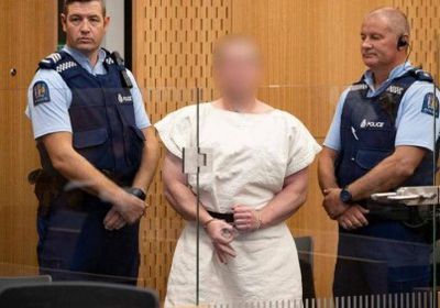 سفاح مسجدي نيوزيلندا يطالب المحكمة بتبرأته من جميع التهم