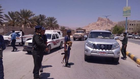 ضبط زعيم عصابة متخصصة بسرقة المنازل والمواشي في تريم بحضرموت 