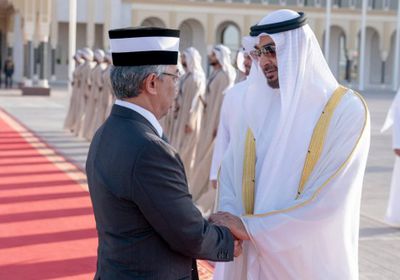 محمد بن زايد يودع ملك ماليزيا بعد زيارة رسمية استغرقت يومين