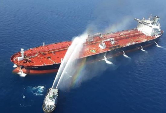 بعد تعرضها لهجوم.. ناقلة النفط النرويجية تتجه من مياه إيران إلى الإمارات