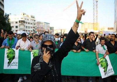 مليشيات الأمن الإيراني تعتدي على تظاهرات مؤيدة لـ"الحركة الخضراء"