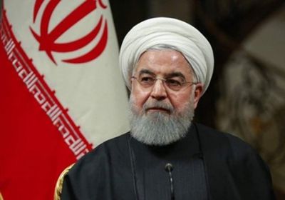 إيران تستدعي السفير البريطاني لاتهام طهران باستهداف ناقلتي النفط