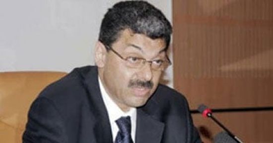 عليا الجزائر تضع وزير المالية الأسبق قيد الرقابة القضائية