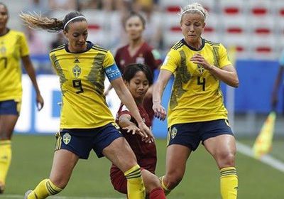 السويد تكتفي بـ5 أهداف في مرمى تايلاند وتتأهل للدور الثاني بمونديال السيدات