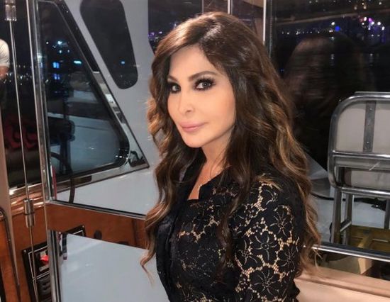 إليسا تنعي وصيفة ملكة جمال لبنان بعد موتها بالسرطان