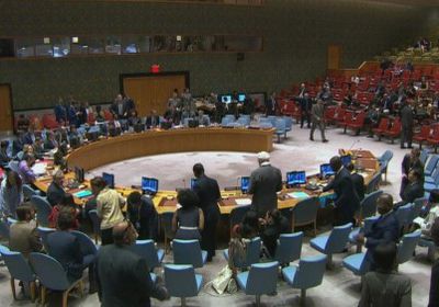 مجلس الأمن: ندين قيام الحوثيين بالاستيلاء على المساعدات الإنسانية