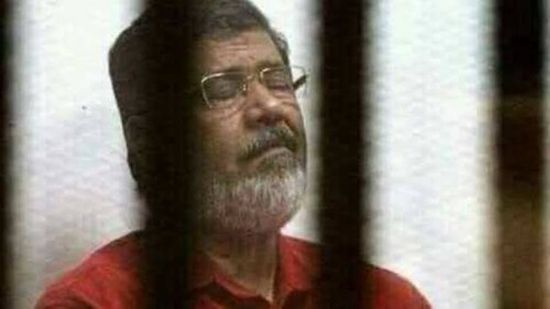 المرشد يسخر من إنجازات الرئيس المصري المعزول محمد مرسي