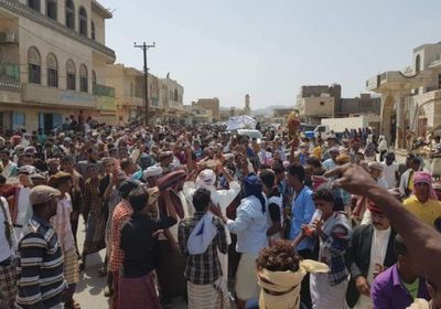 شاهد.. تظاهرة حاشدة في سقطرى للتنديد بممارسات الإصلاح بالمحافظة