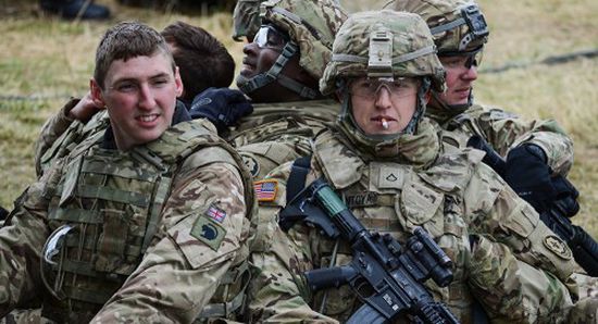 الرئيس الأمريكي: جيشنا متأهب ومستعد للرد على التصرفات الإيرانية