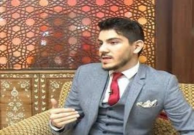 أمجد طه يُجيب.. ما وراء تأجيل ضرب أمريكا لإيران؟