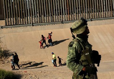 المسكيك تنشر 6 آلاف جندي على الحدود للتصدي للمهاجرين (صور)