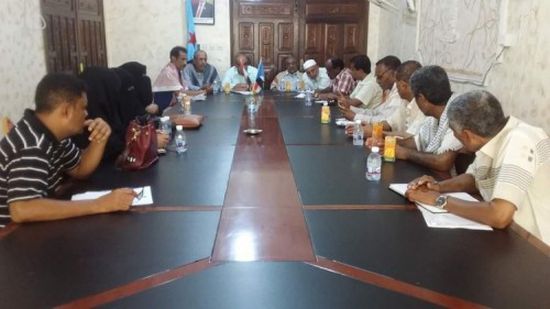 تنفيذية الانتقالي بحضرموت ترفض استحداث الحرس الرئاسي تشكيلات عسكرية