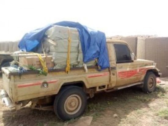 قوات الحزام الأمني بلحج تضبط العاب نارية مهربة في غرب المحافظة