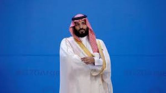 سياسي سعودي: أمير قطر يُحاول تقليد بن سلمان في زياراته