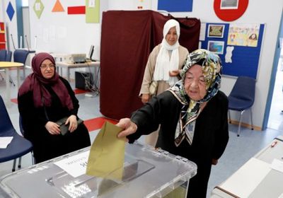 سياسي يكشف خطورة انتخابات إسطنبول 	