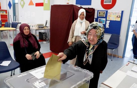 سياسي يكشف خطورة انتخابات إسطنبول 	