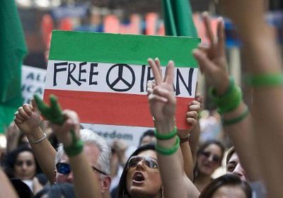 نيويورك تايمز تكشف خطط سرية أمريكية لمواجهة إيران