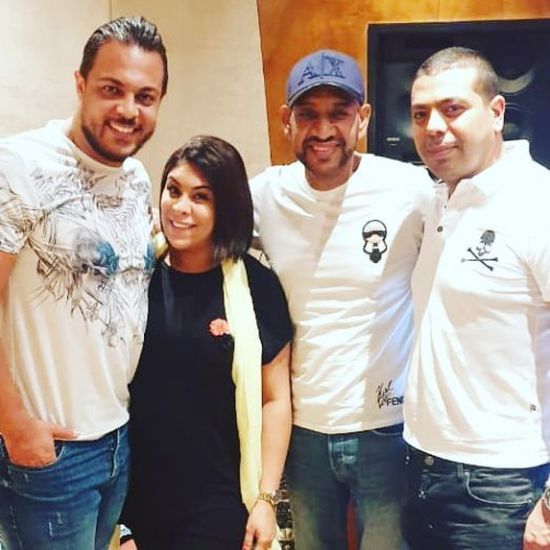 عصام كاريكا يحضر لأغنية جديدة مع مطربة مغربية