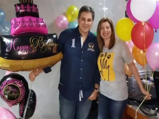 رانيا فريد شوقي تحتفل بعيد ميلاد زوجها (فيديو)