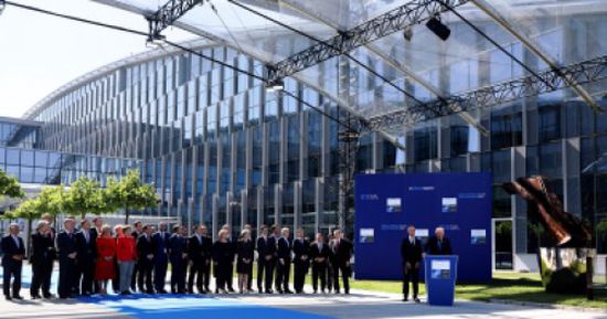 الناتو يتفق على إجراءات لـ "ردع روسيا" 