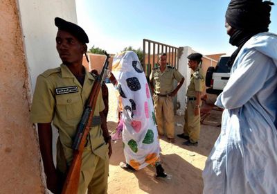 موريتانيا: التلفزيون الحكومي يعرض اعترافات لأجانب شاركوا في أعمال شغب بالبلاد