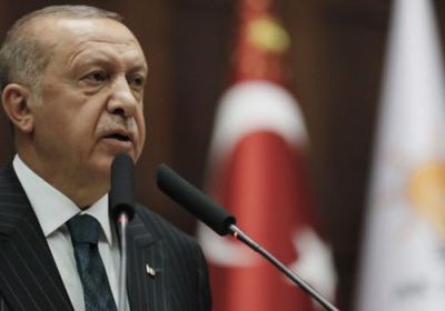 صحفي يكشف تفاصيل موقف مخزي لـ أردوغان