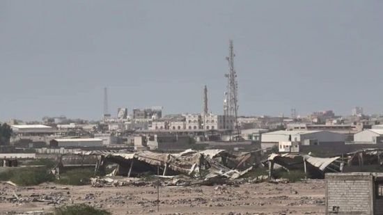 قصف حوثي عنيف على مواقع القوات المشتركة في الحديدة