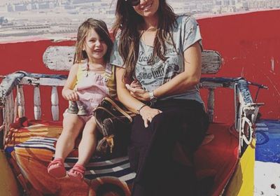 " لحظات من العمر ".. حلا شيحة تستمتع بوقتها بصحبة ابنتها عائشة