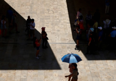 فرنسا: وفاة أربعة أشخاص بسبب ارتفاع درجات الحرارة