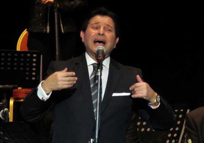 الجمعة.. هاني شاكر يحيي حفلًا غنائيًا بجدة